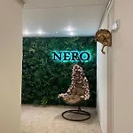 Complex Nero 4*