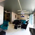 Complex Nero Aparthotel