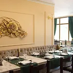 Complex Nero Aparthotel 4*
