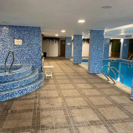 Aparthotel Complex Nero 4*