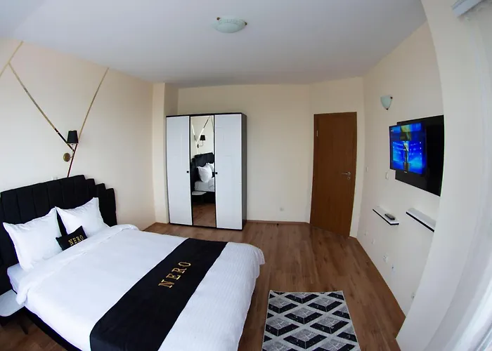 Complex Nero Pamporowo